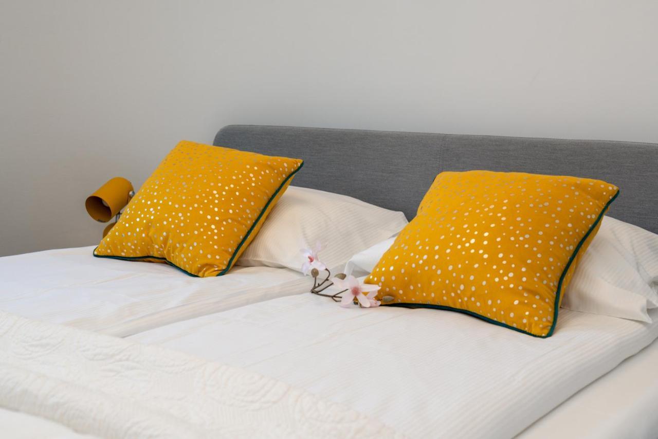Apartment Jednosci Narodowej By Renters